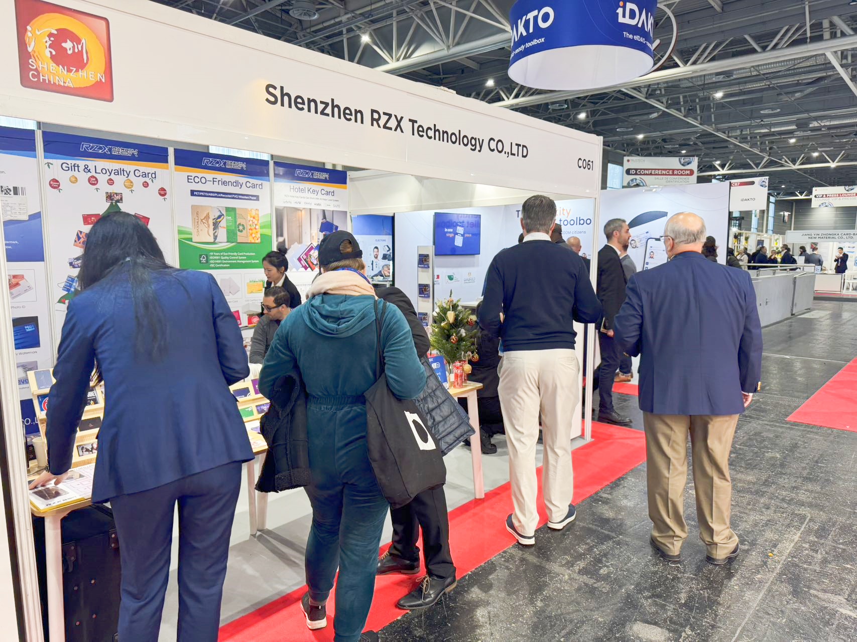 TRUSTECH 2024｜融智興精彩亮相法國(guó)巴黎智能卡、支付及智能識(shí)別、數(shù)字安全展覽會(huì)